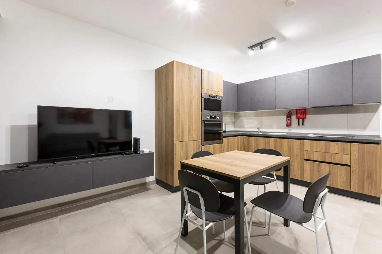 Gzira Suite 13-Hosted By Sweetstay Appartamento